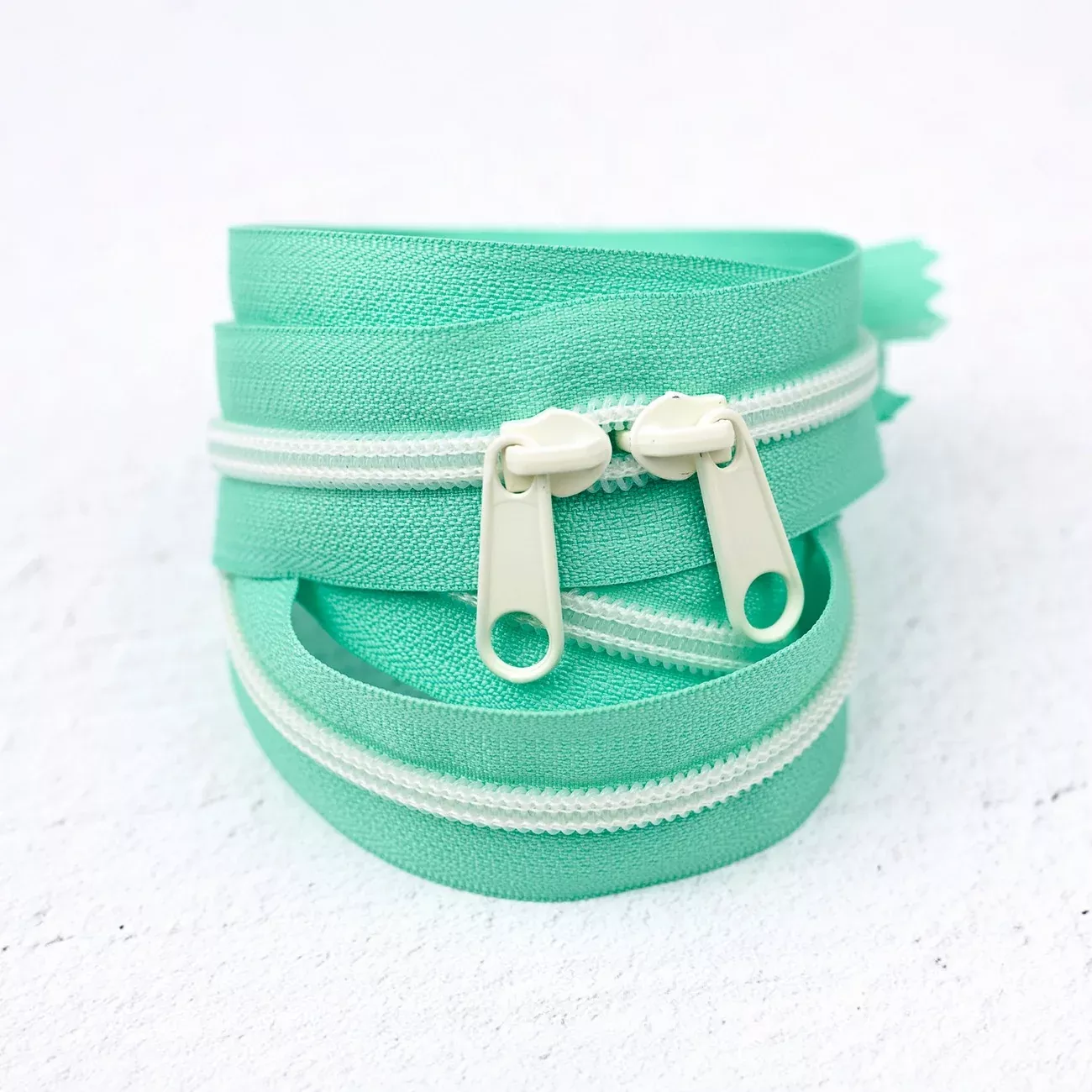 4 Yard Handbag Zipper Beach Glass