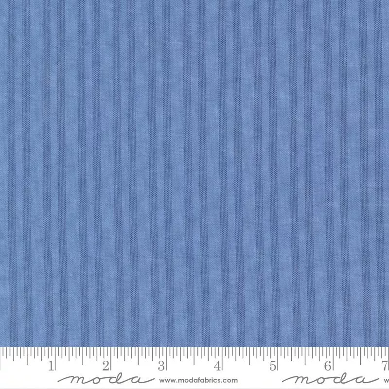 Blueberry Delight Cornflower 3037 16 Moda #1
