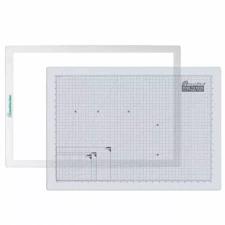 CutterPillar Glow Ultra Light Tablet (Lightbox) w/Grided Mat