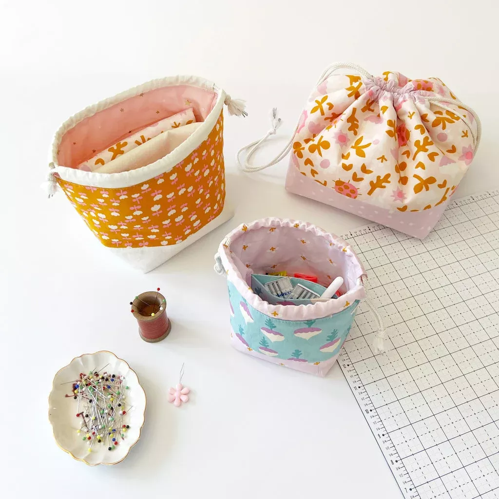 Divided Drawstring Pouch - Printed Pattern