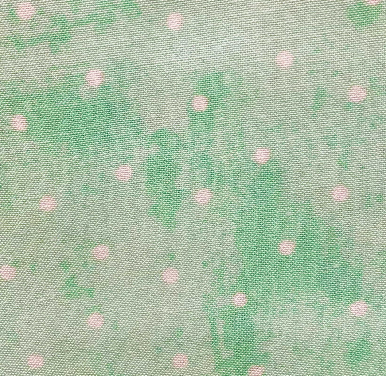 Dot/Green: Love at First Bite