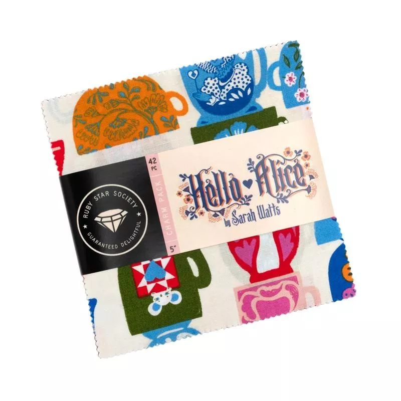Hello Alice Ruby Stars RS2120PP – Charm Pack