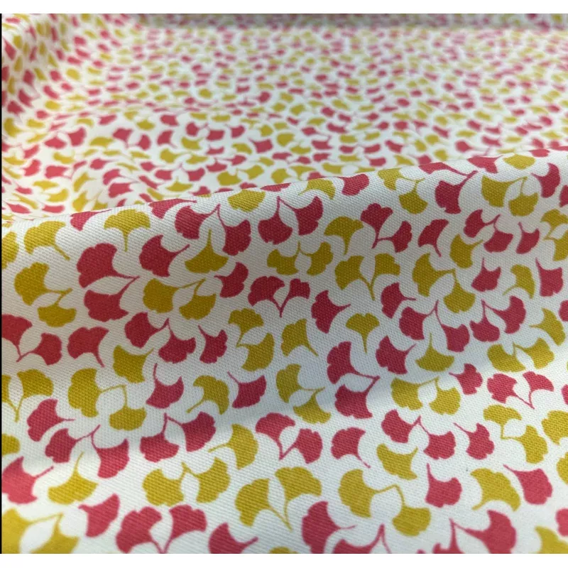 Howards End Strawberry Robert AllenMultipurpose Fabric