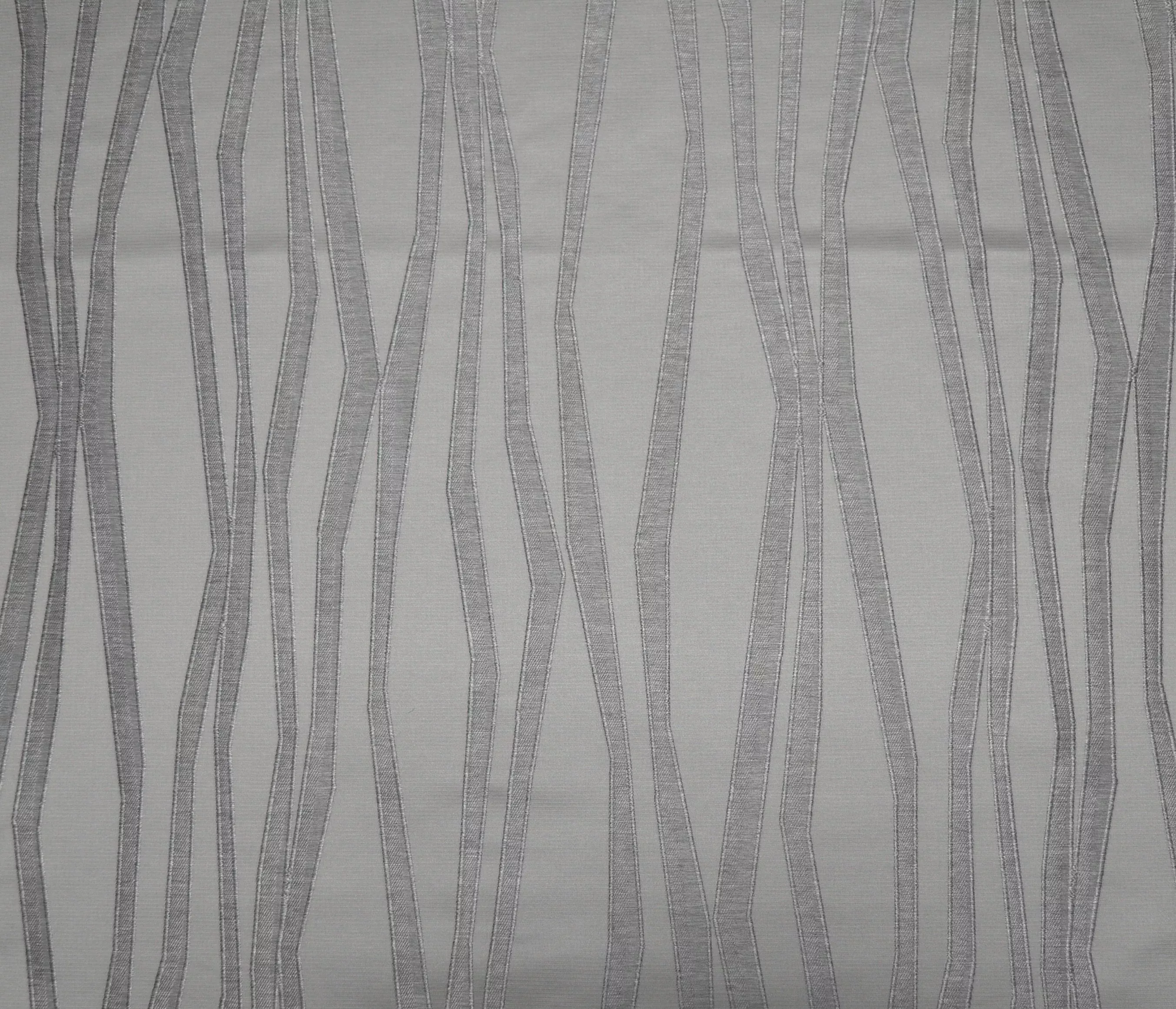 In Vein 998 Pewter Covington Fabric