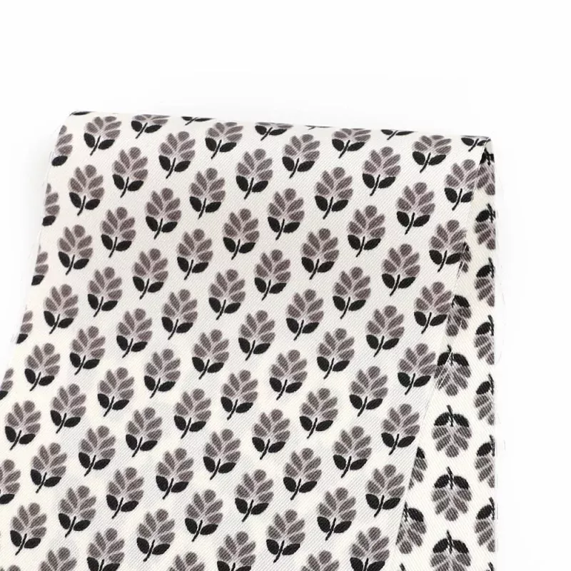 Leaf Motif Poly Twill – Monochrome