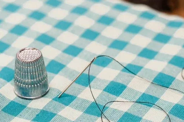 Machine Hemming Basics: A Beginner Sewing Class