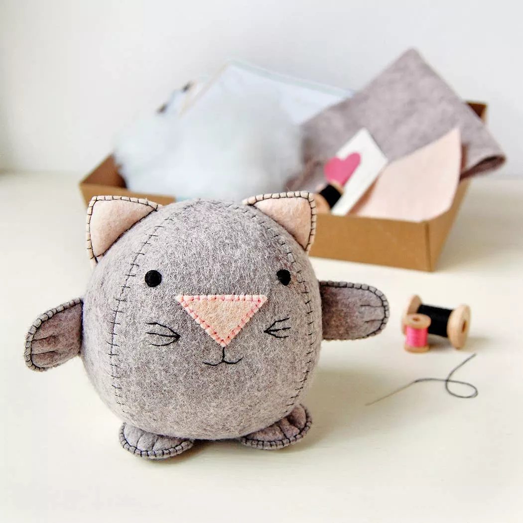 Make Your Own Kitten Felt Craft Kit