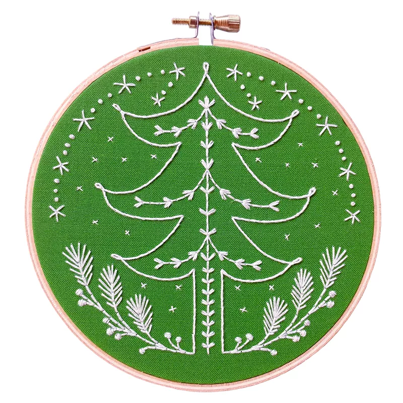 Tannenbaum Embroidery Kit (CozyBlue)