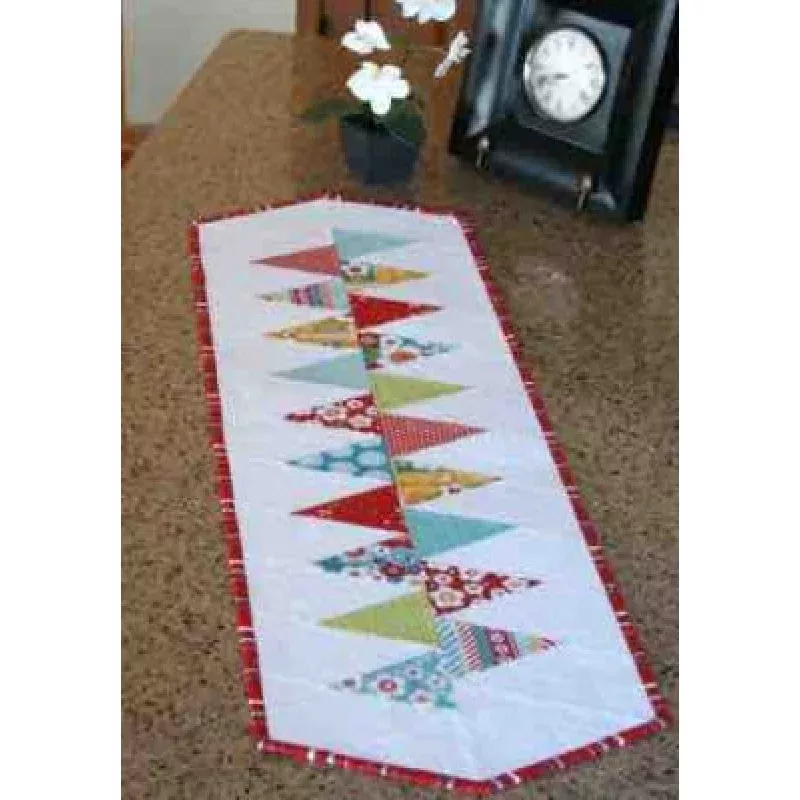 Winding Road Table Runner clpger004